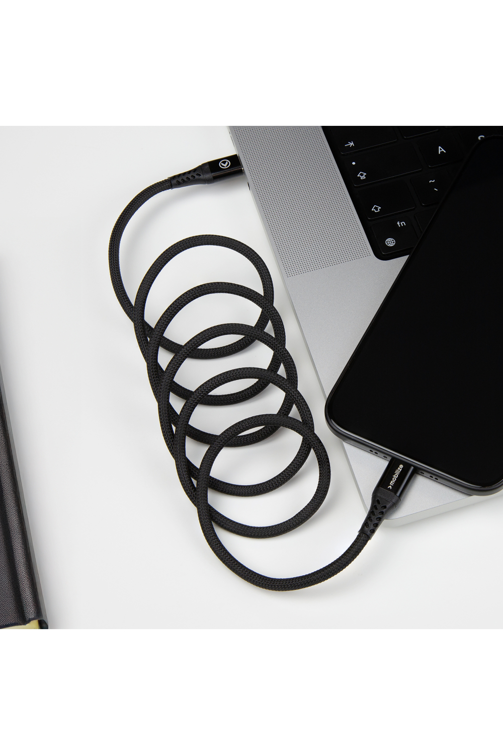 Mobilize Magnetic Nylon Cable - Usb-C To Usb-C - 1M. - 100W Black - Afbeelding 9